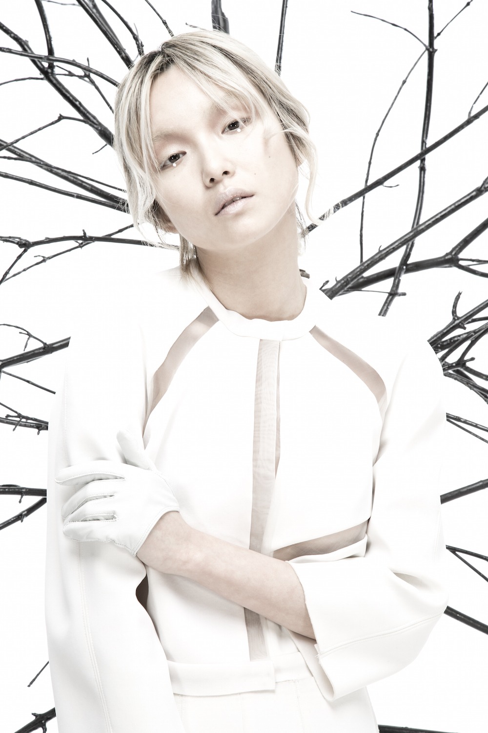 White Spirit by Marine Henrion credit photo Caroline Dumouchel 02 - copie White Spirit by Marine Henrion credit photo Caroline Dumouchel 02 - copie