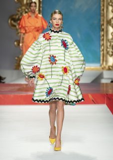 moschino jeremy scott kodd magazine
