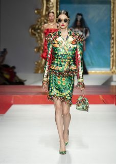 moschino jeremy scott kodd magazine
