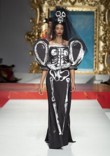 moschino jeremy scott kodd magazine
