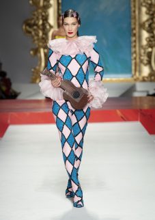 moschino jeremy scott kodd magazine