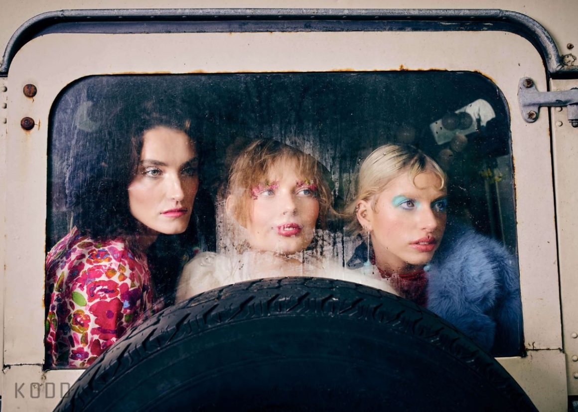 kodd magazine editorial fashion mode fashion run a ways land rover mplusa