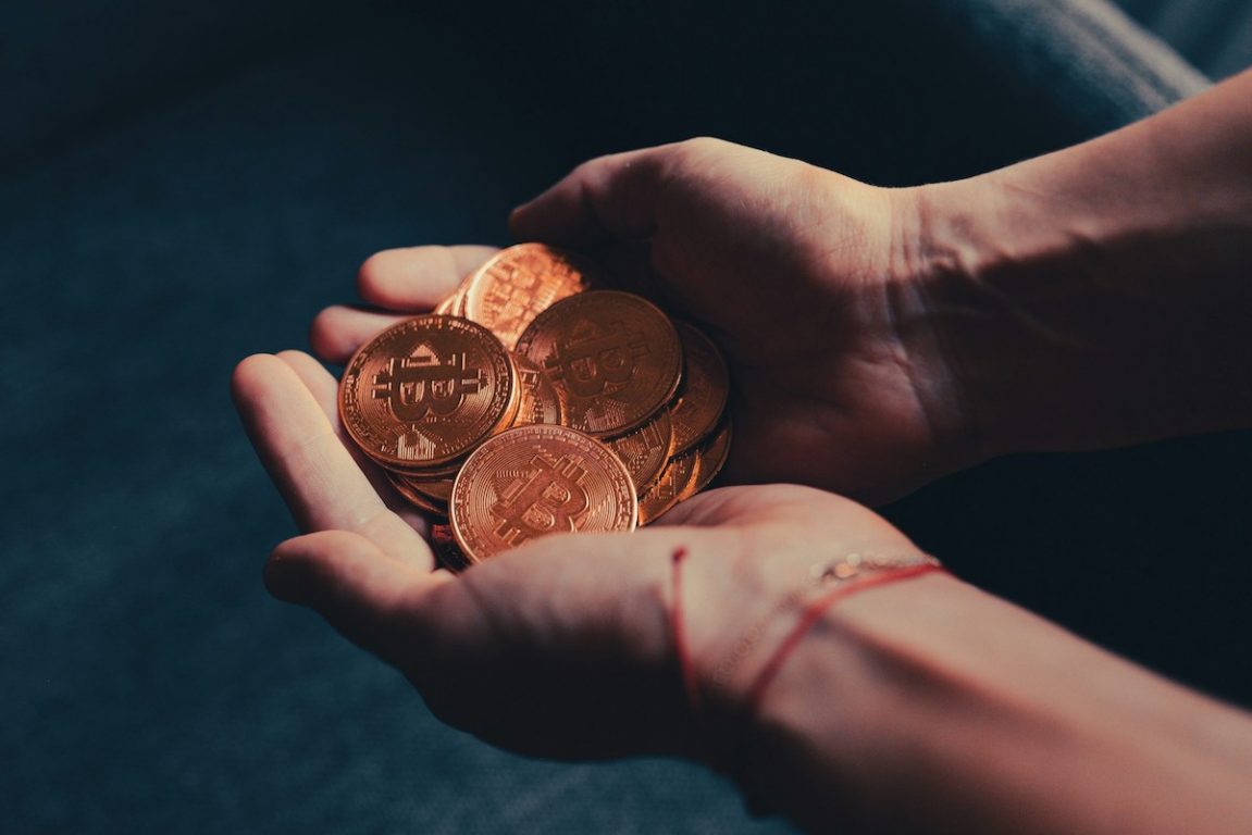 rc xyz nft gallery unsplash paiement payment cryptomonnaie kodd magazine medias