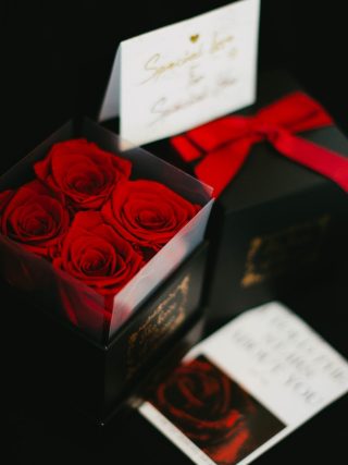 unsplash nika benedictova cadeaux saint valentin kodd magazine medias culture