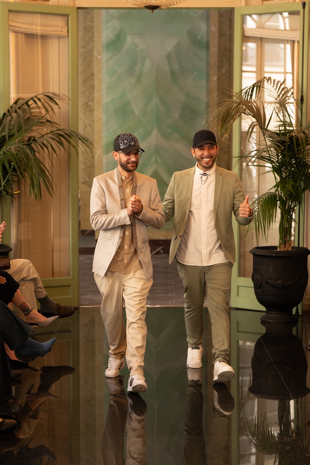maison mark de belleroy defile fashion week paris casquettes hommes show men cap kodd magazine medias