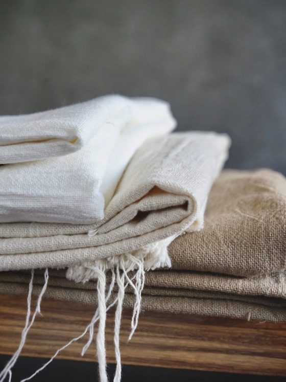 unsplash maite onate lin matiere vetement kodd magazine medias mode