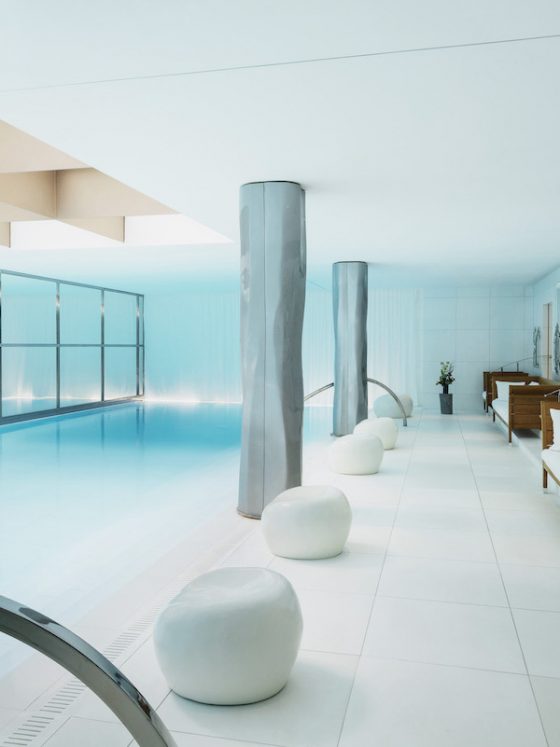 le royal monceau raffles paris piscine @vincentleroux kodd magazine medias beaute beauty