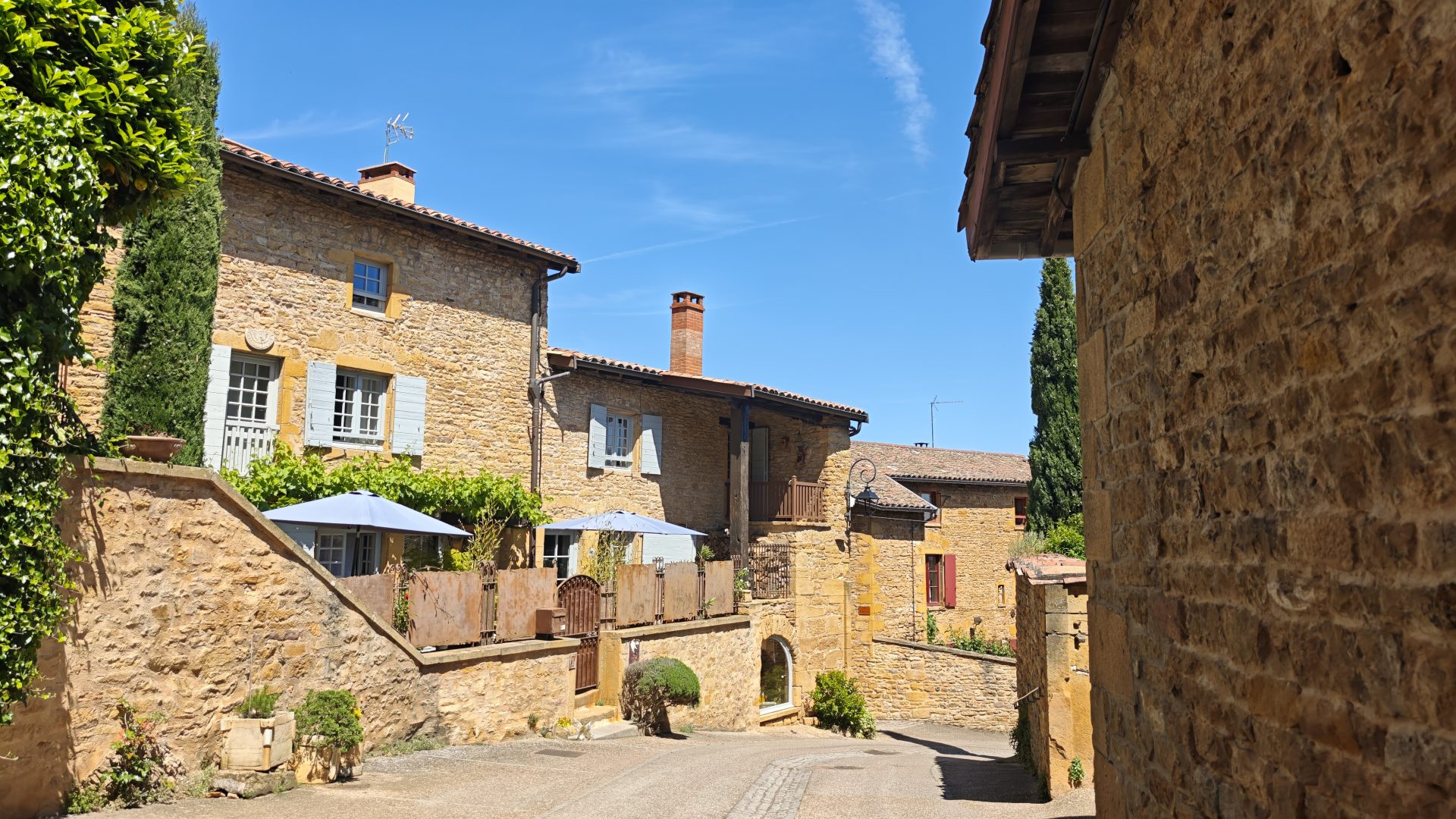 golden stone & creative spirits: in beaujolais, the art of slowing down takes root