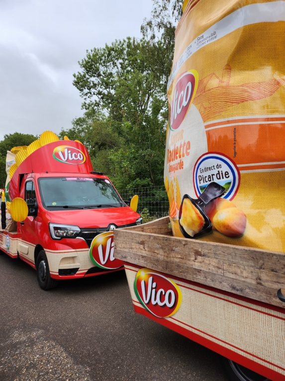 vico thoiry champs elysees tour de france chips francaise food culture lifestyle kodd magazine medias vico thoiry champs elysees tour de france chips francaise food culture lifestyle kodd magazine medias