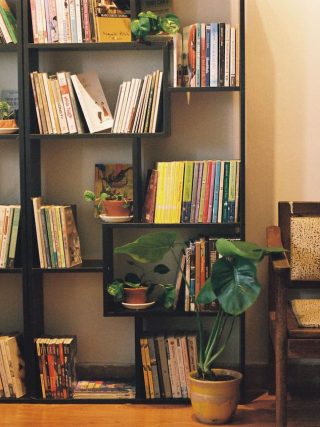 bibliotheque histoire de vie livres library life story books kodd magazine medias