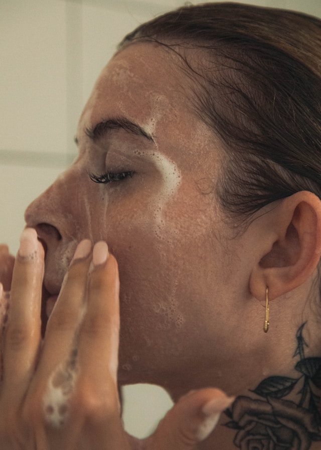 unsplash kevin turcios soins cosmetiques kodd magazine medias beaute