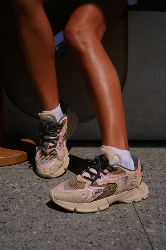 unsplash max bvp sneakers tendances kodd magazine medias mode