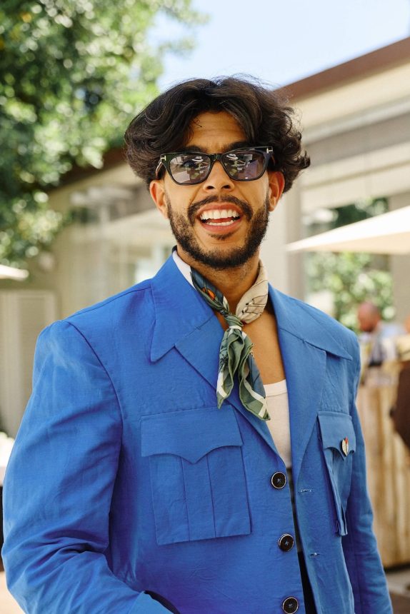 hockerty foulard scarf homme men photo alessandro michelazzi kodd magazine medias mode fashion hockerty foulard scarf homme men photo alessandro michelazzi kodd magazine medias mode fashion