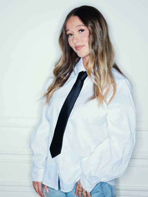lecya chanteuse francaise pop kodd magazine medias