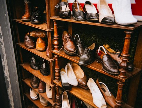unsplash charles puaud chaussures classiques intemporelles kodd magazine medias mode