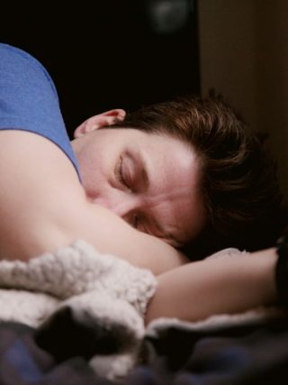 unsplash shane sommeil routine soir kodd magazine medias mindset